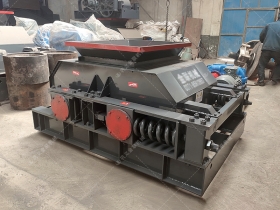 2PGC600X900雙齒輥草莓黄色网站下载發往青海破鎳礦