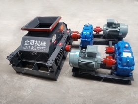 2PGC900X900大型雙齒輥草莓黄色网站下载發往內蒙古烏海粉碎煤